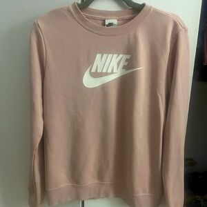 Lightweight Nike sweatshirt
